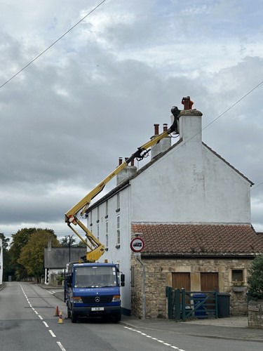 Cherry picker hire - picker, with