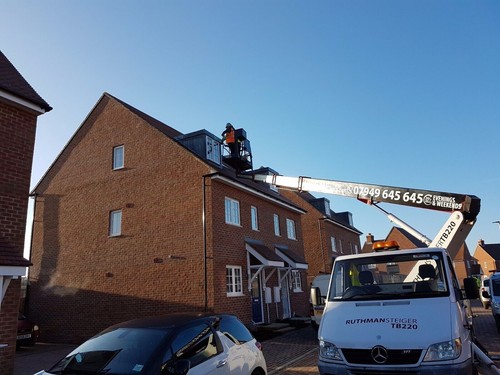 Cherry picker for hire all - cherry,